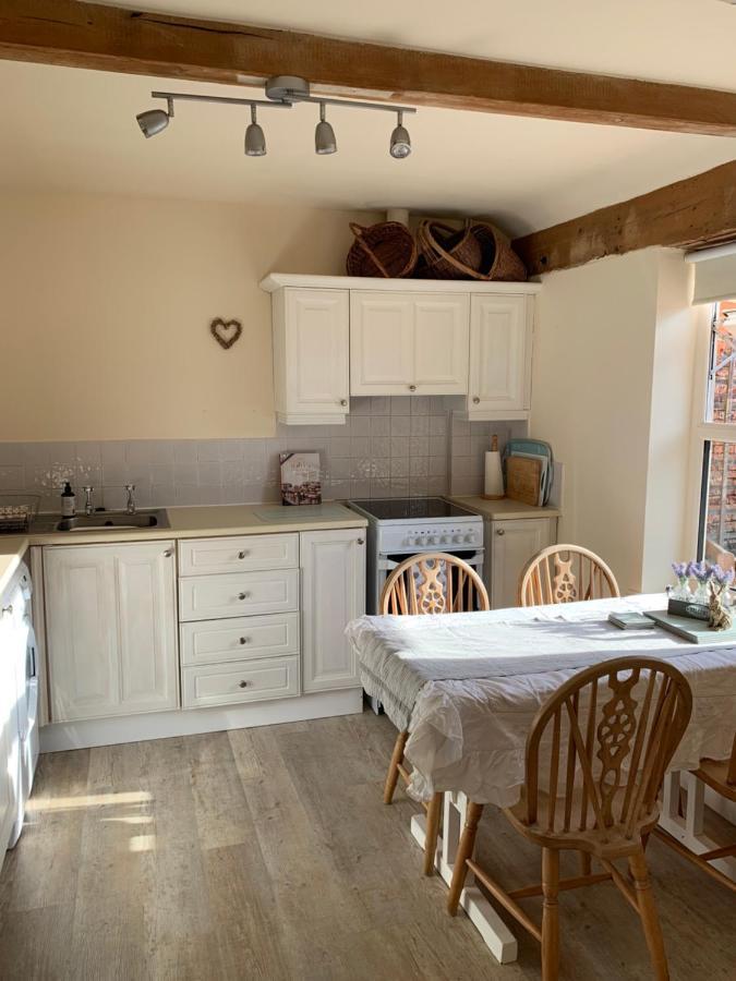 Bramble Cottage At Waingrove Farm 劳斯 外观 照片
